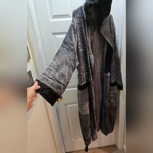 Men's Plush Gray/black Robe 2xl/3xl
